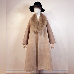 Beige / Camel Teddy Wool Coat with Removable Collar
